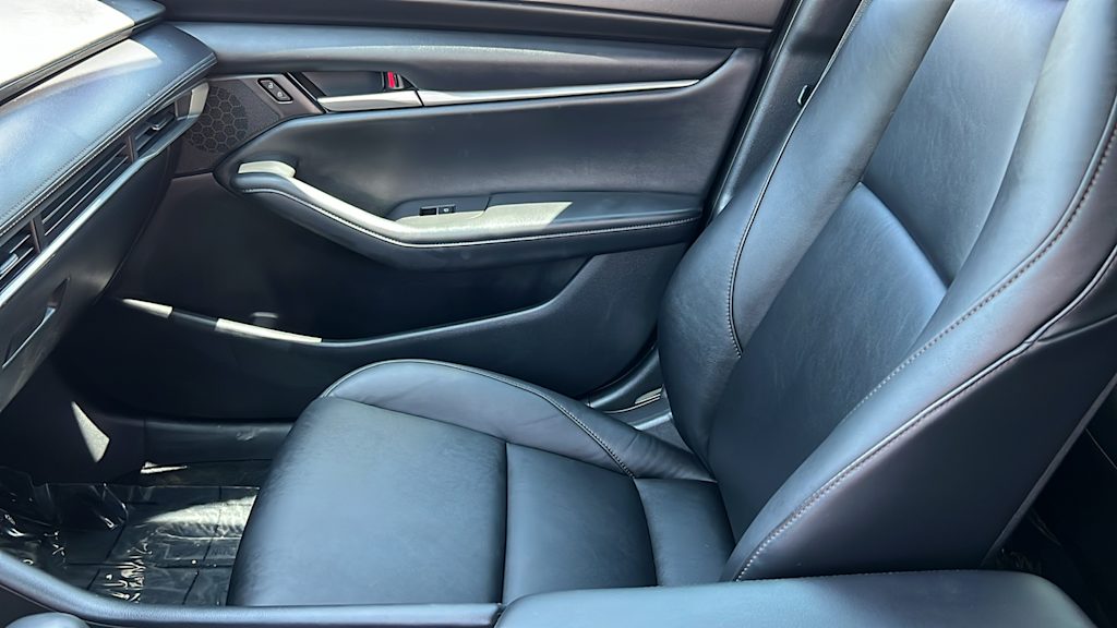 Thumbnail: 2022 Mazda Mazda3 - 11