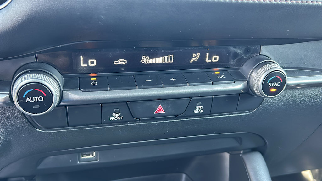 Thumbnail: 2021 Mazda Mazda3 - 22