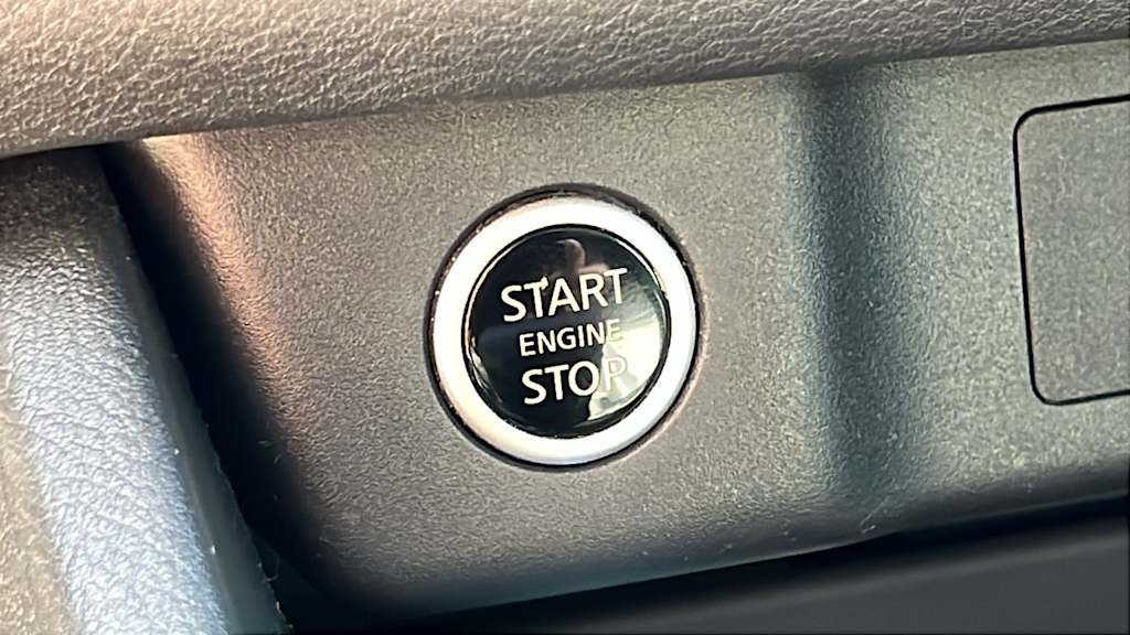 Thumbnail: 2023 Nissan Rogue - 13