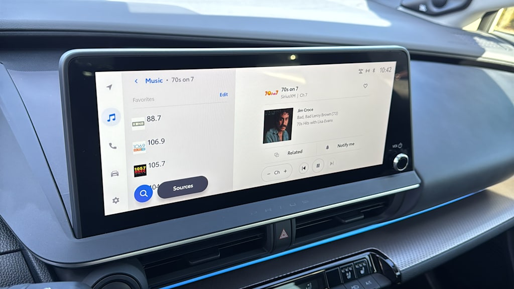Thumbnail: 2024 Toyota Prius - 15