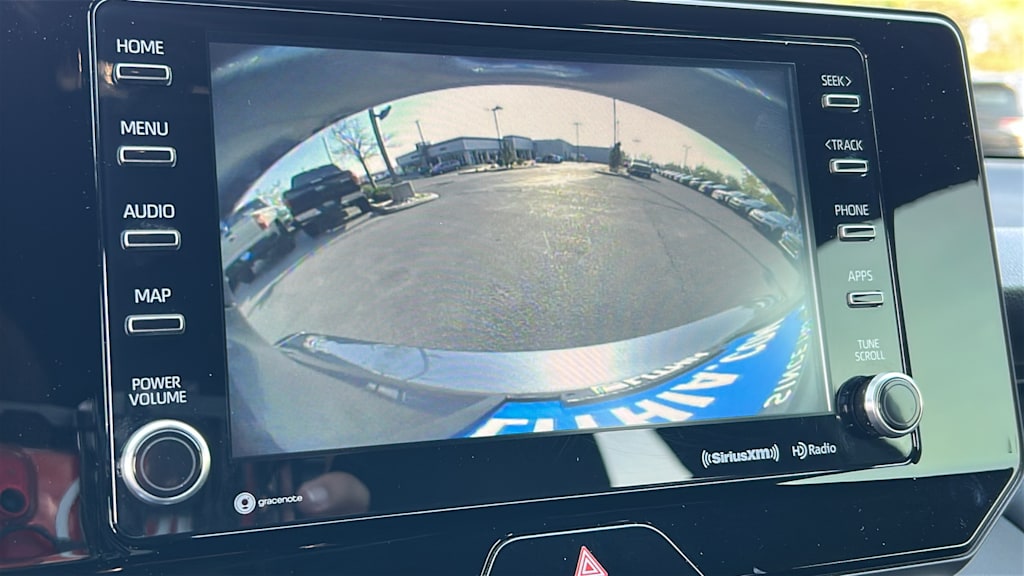 Thumbnail: 2022 Toyota Venza - 23