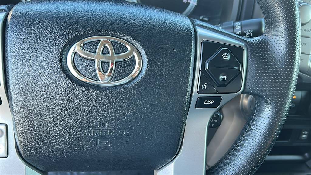 Thumbnail: 2014 Toyota 4Runner - 25