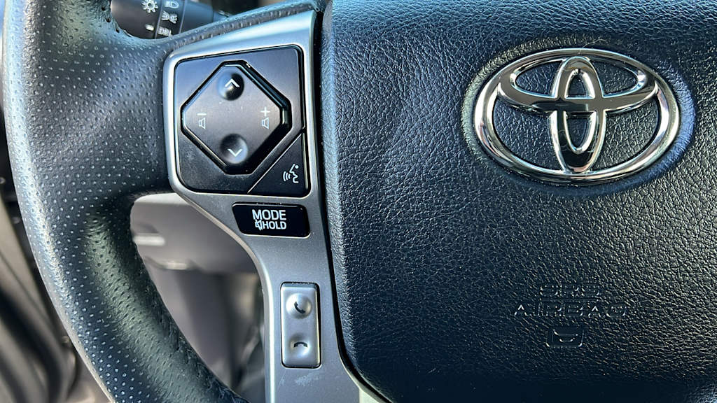 Thumbnail: 2022 Toyota 4Runner - 26