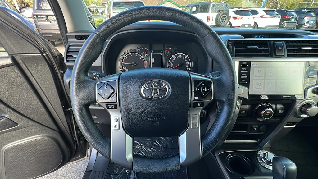 Thumbnail: 2022 Toyota 4Runner - 9