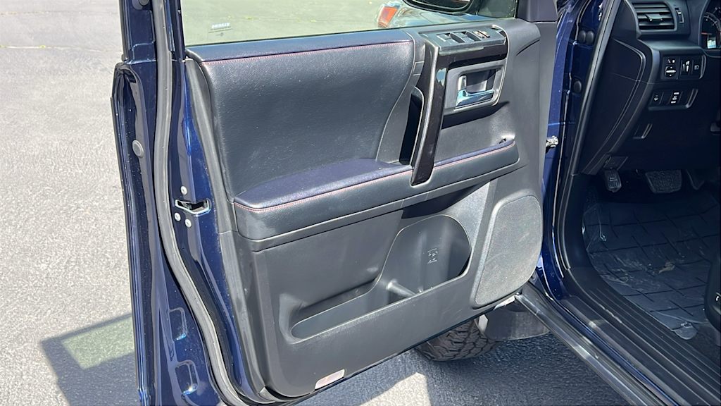 Thumbnail: 2021 Toyota 4Runner - 29