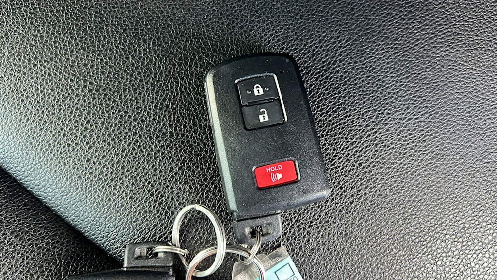 Thumbnail: 2021 Toyota 4Runner - 18