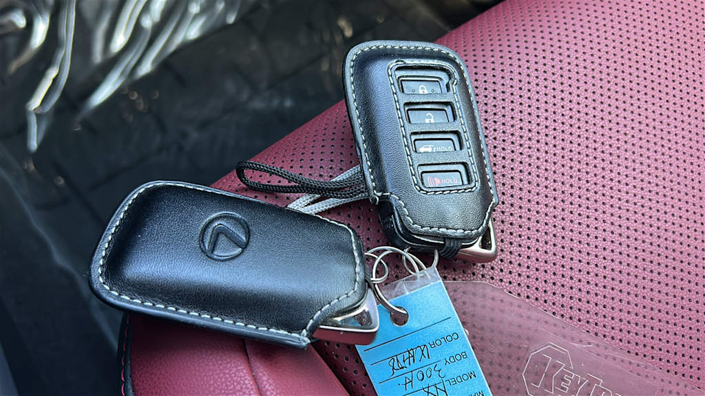 Thumbnail: 2021 Lexus NX - 18