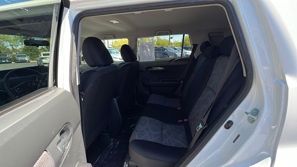 2014 Scion xB Base 22