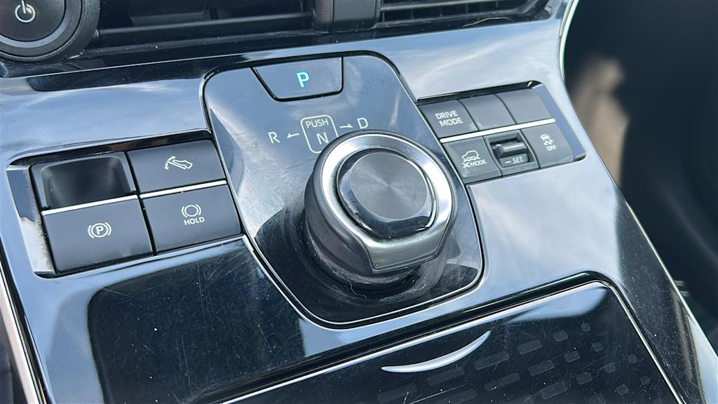 Thumbnail: 2024 Subaru Solterra - 15