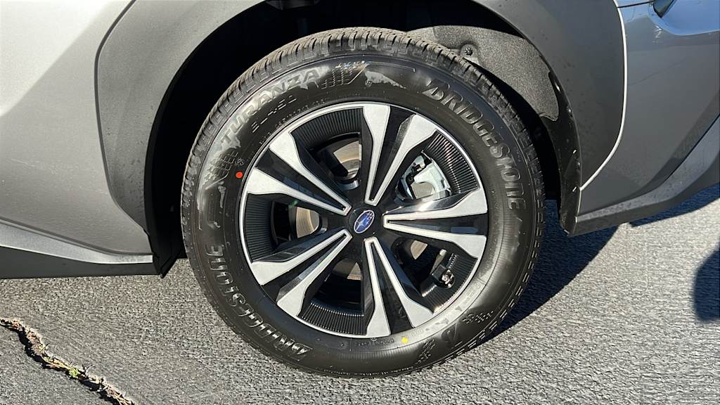 2025 Subaru Solterra Premium 8