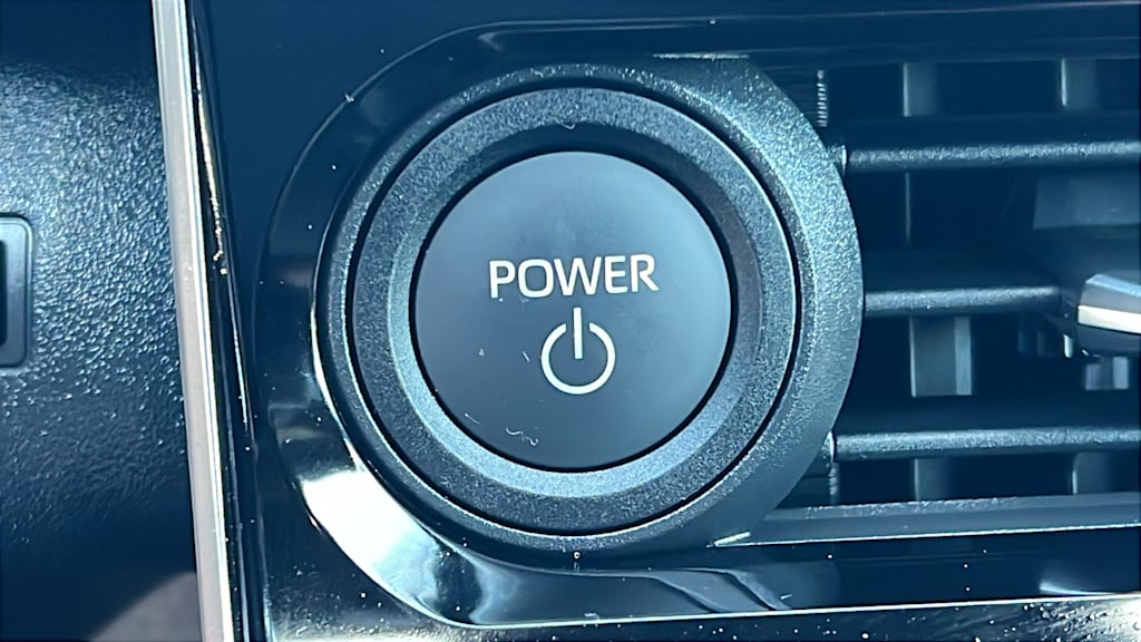 Thumbnail: 2024 Subaru Solterra - 24