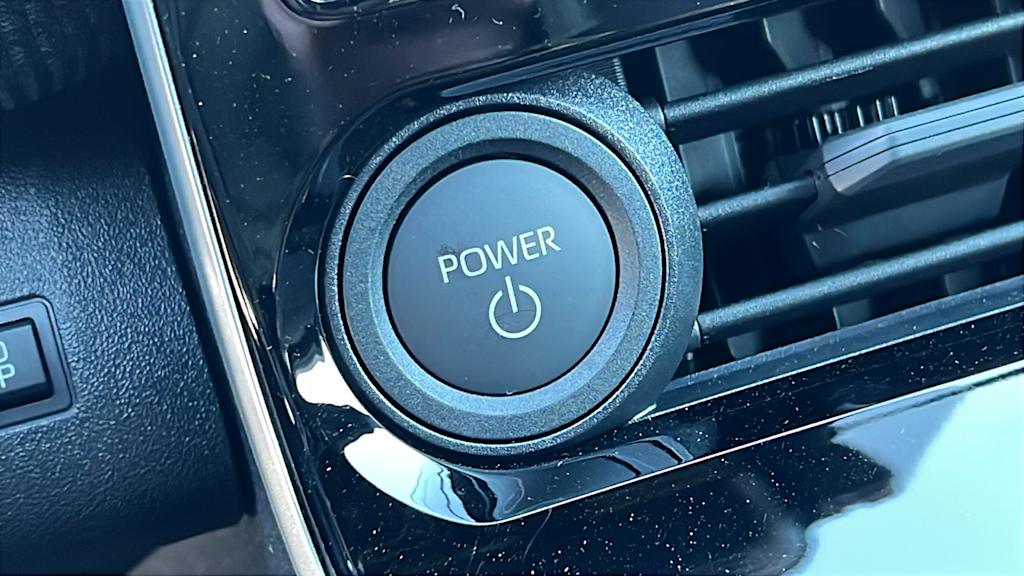 2025 Subaru Solterra Premium 30