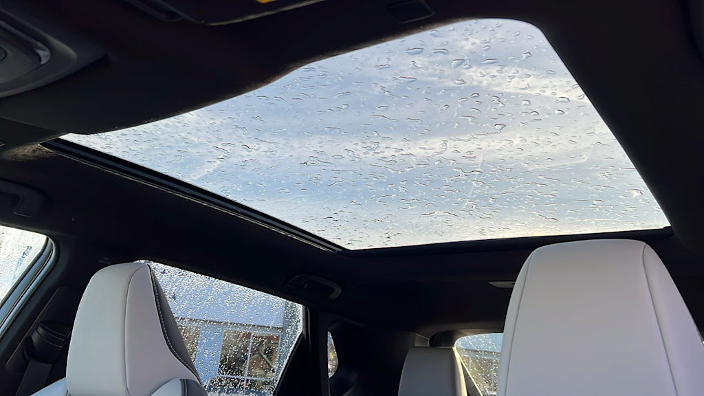 Thumbnail: 2026 Subaru Solterra - 31