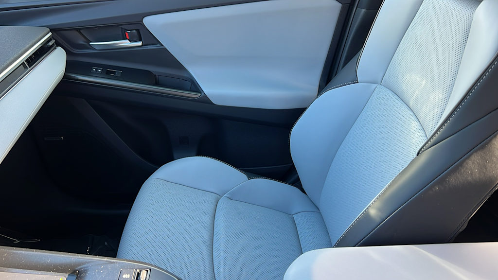 Thumbnail: 2026 Subaru Solterra - 11