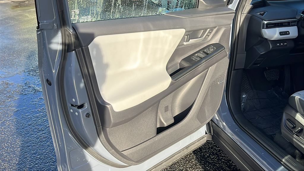 Thumbnail: 2026 Subaru Solterra - 29