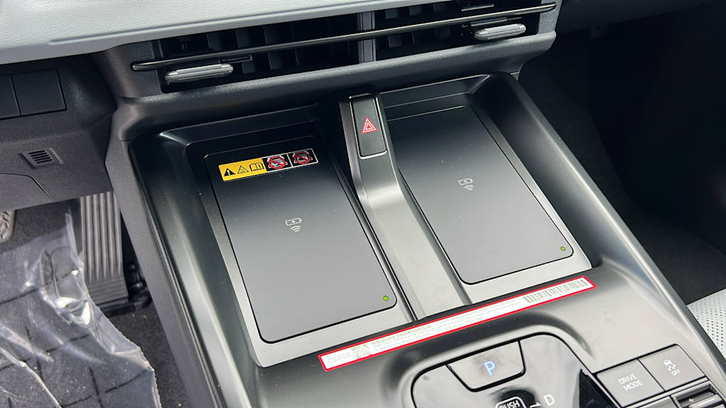 Thumbnail: 2026 Subaru Solterra - 15