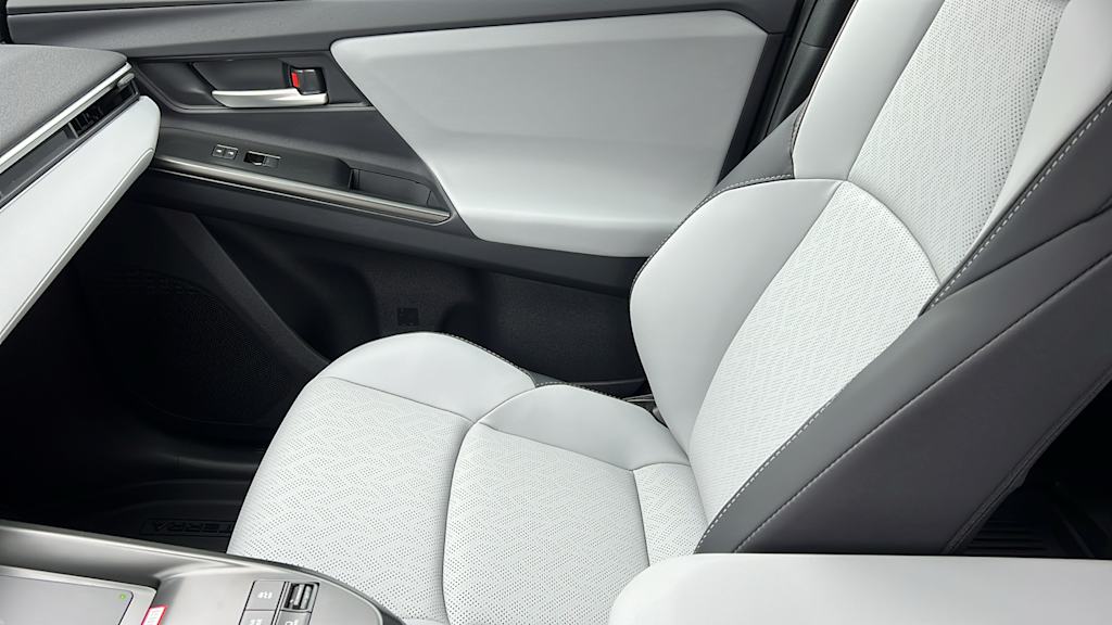 Thumbnail: 2026 Subaru Solterra - 11