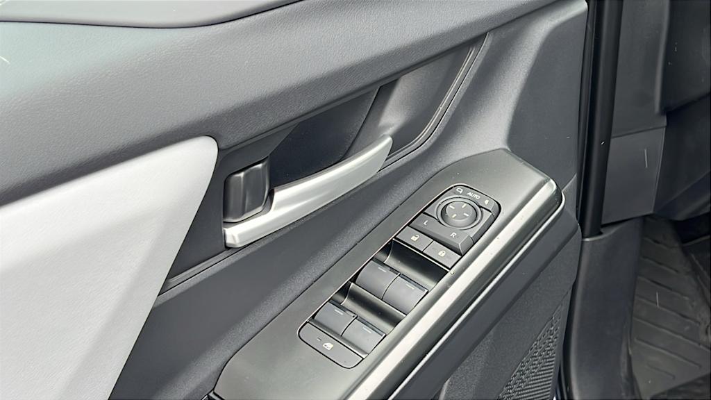 Thumbnail: 2026 Subaru Solterra - 28