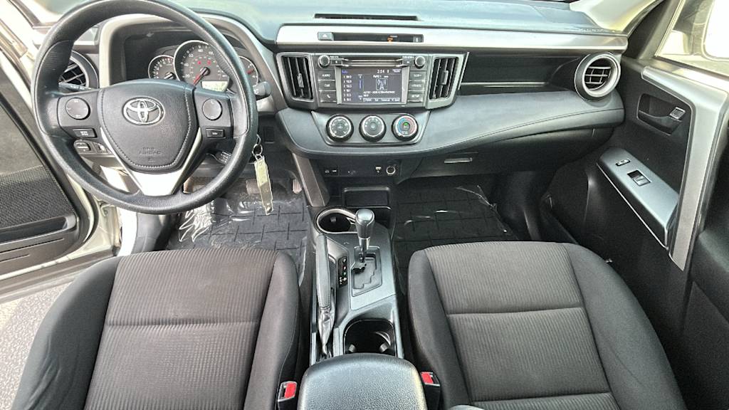 Thumbnail: 2016 Toyota RAV4 - 13