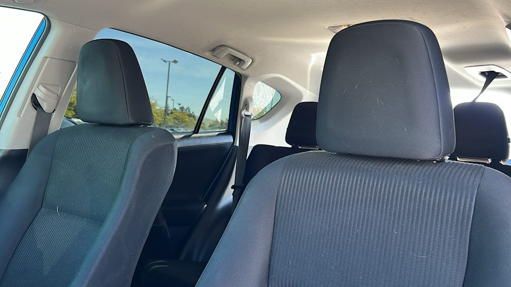 Thumbnail: 2018 Toyota RAV4 - 8