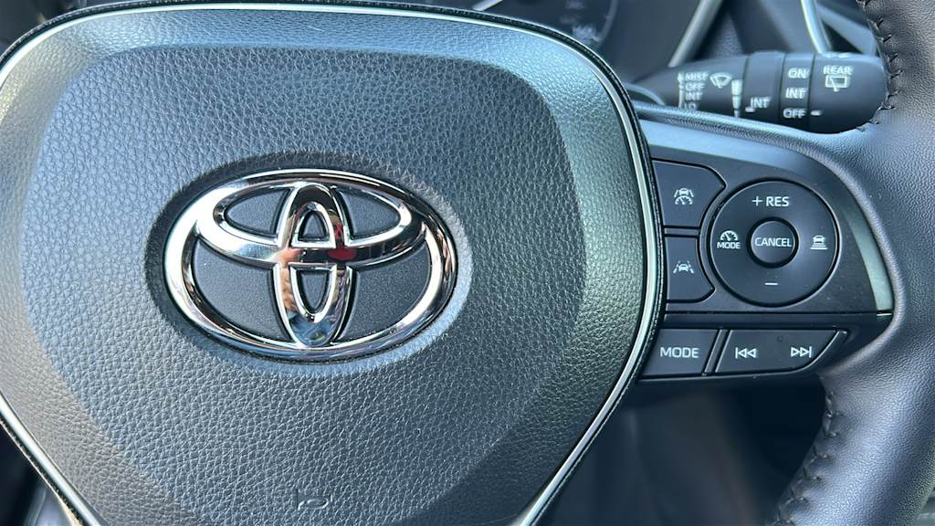 Thumbnail: 2025 Toyota Corolla - 26
