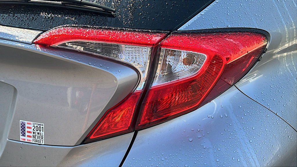 Thumbnail: 2019 Toyota C-HR - 14