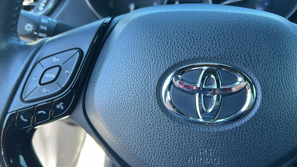 Thumbnail: 2021 Toyota C-HR - 26