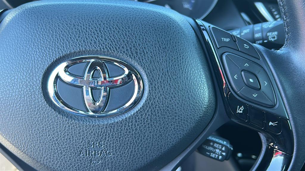 Thumbnail: 2021 Toyota C-HR - 27