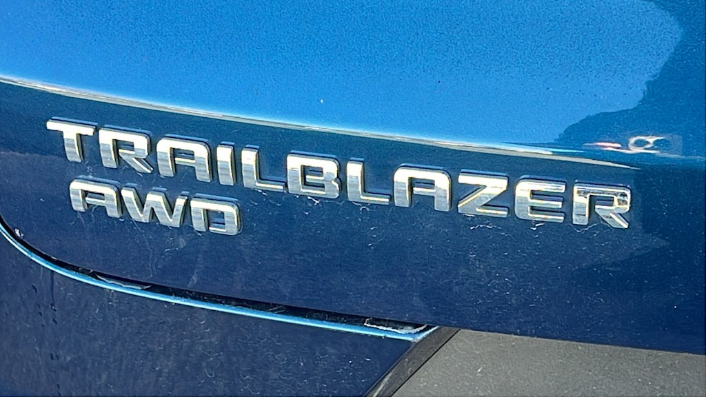 Thumbnail: 2021 Chevrolet TrailBlazer - 4