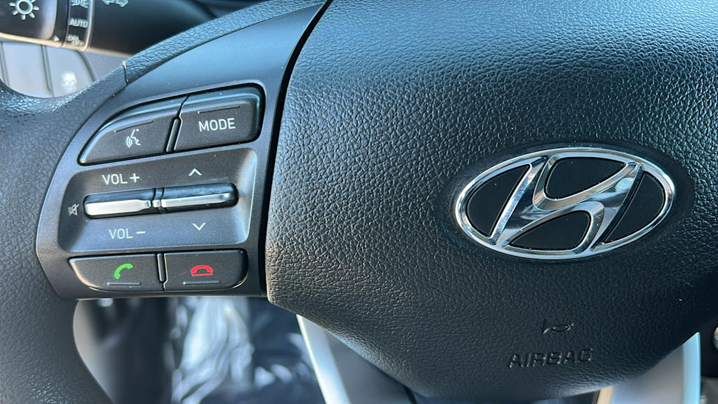 Thumbnail: 2018 Hyundai Elantra - 26