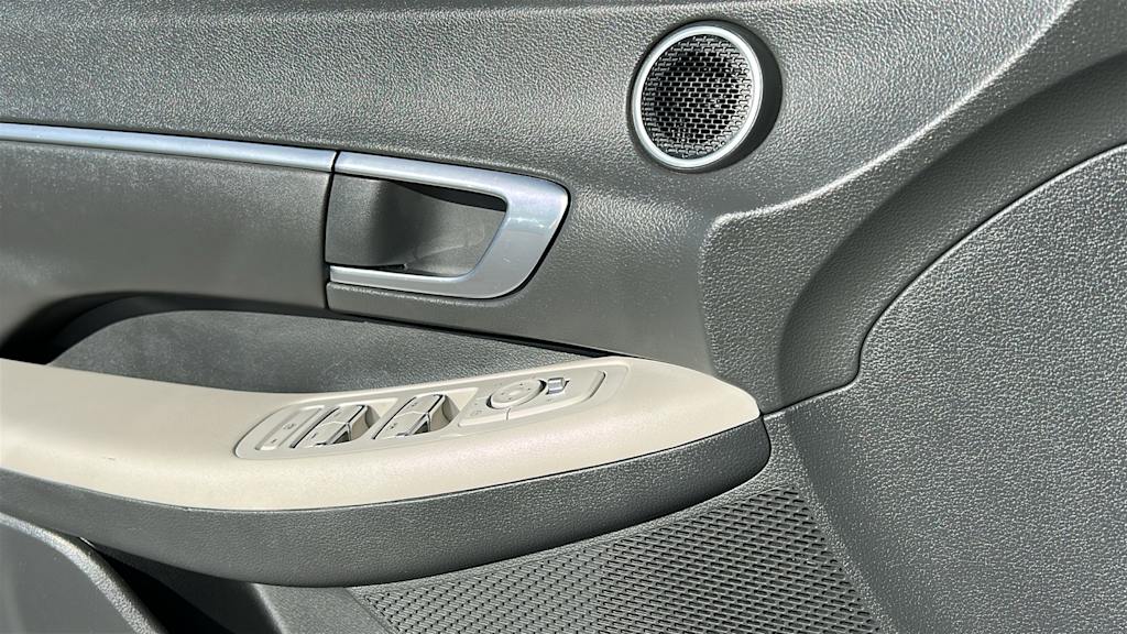Thumbnail: 2023 Hyundai Sonata - 28
