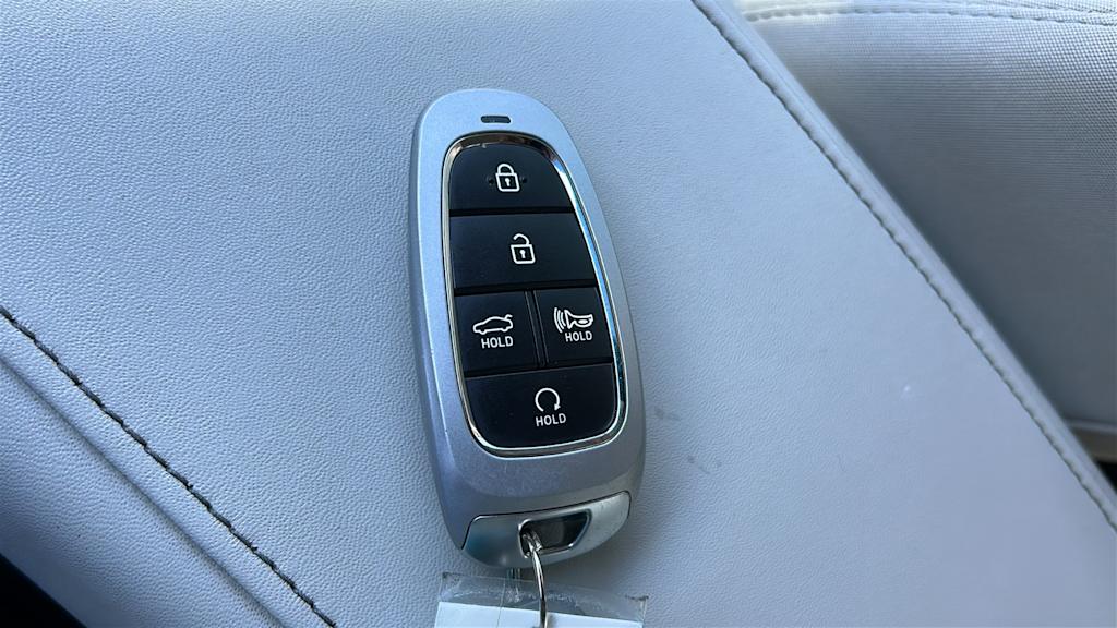 Thumbnail: 2023 Hyundai Sonata - 18