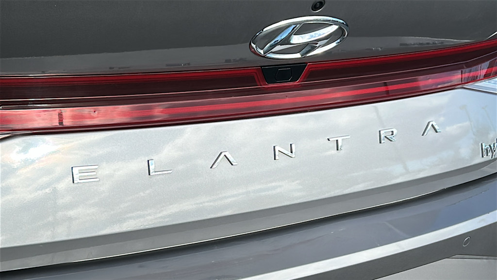 Thumbnail: 2023 Hyundai Elantra - 30