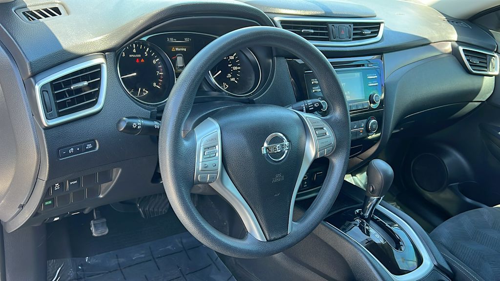 Thumbnail: 2015 Nissan Rogue - 2