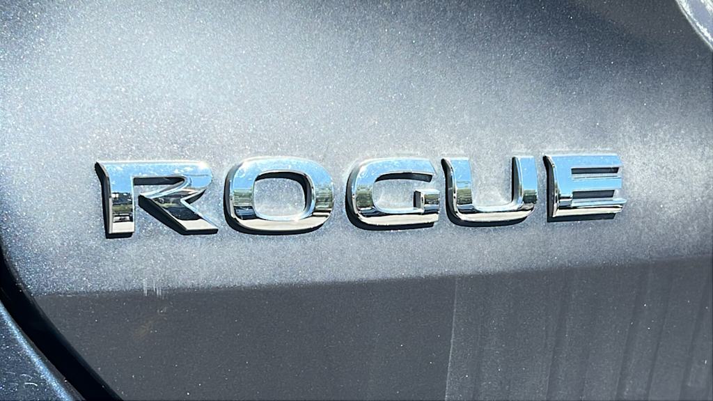 Thumbnail: 2015 Nissan Rogue - 7