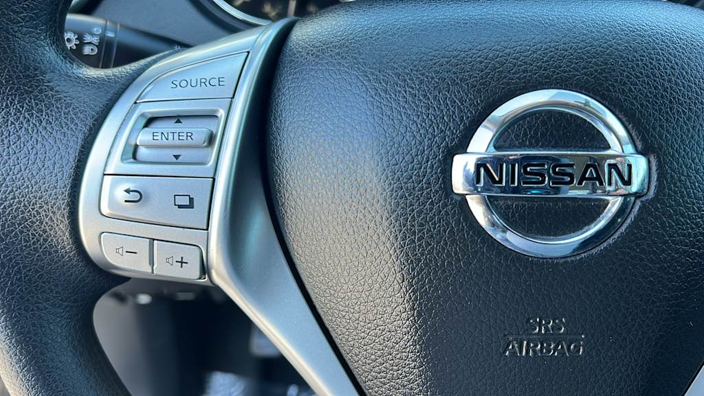 Thumbnail: 2015 Nissan Rogue - 25