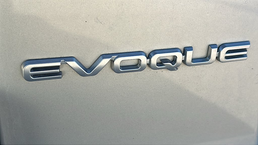 Thumbnail: 2017 Land Rover Range Rover Evoque - 18