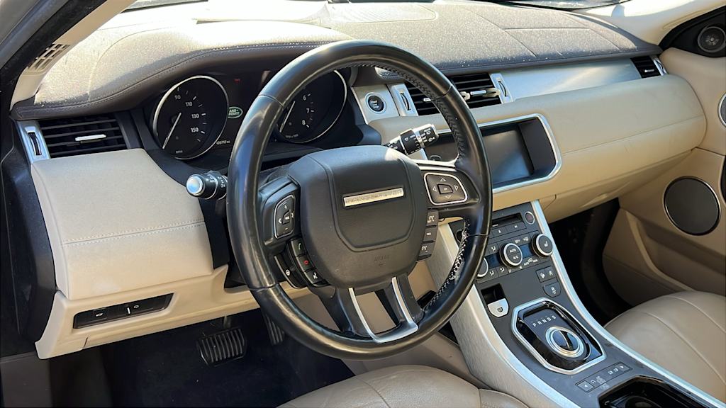 Thumbnail: 2017 Land Rover Range Rover Evoque - 2