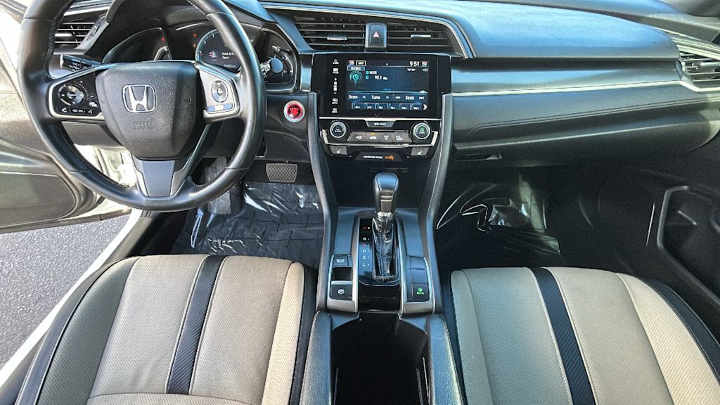 Thumbnail: 2017 Honda Civic - 11