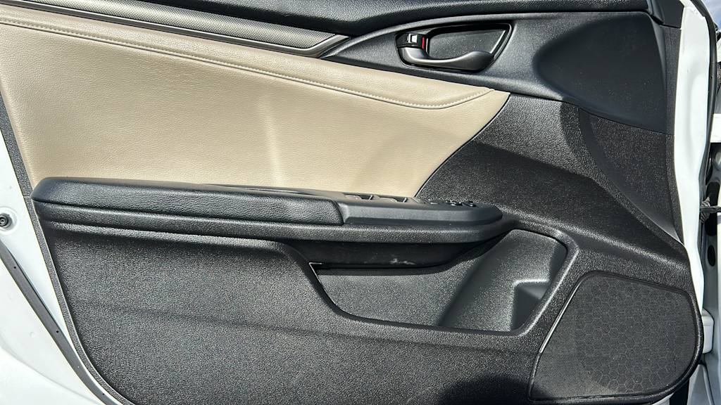 Thumbnail: 2017 Honda Civic - 29