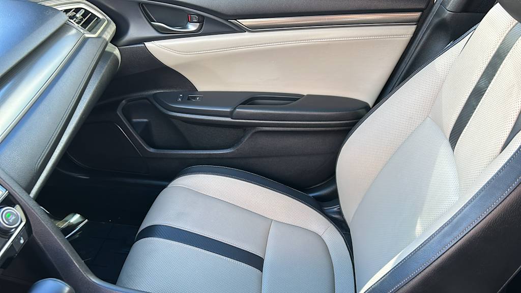 Thumbnail: 2017 Honda Civic - 22