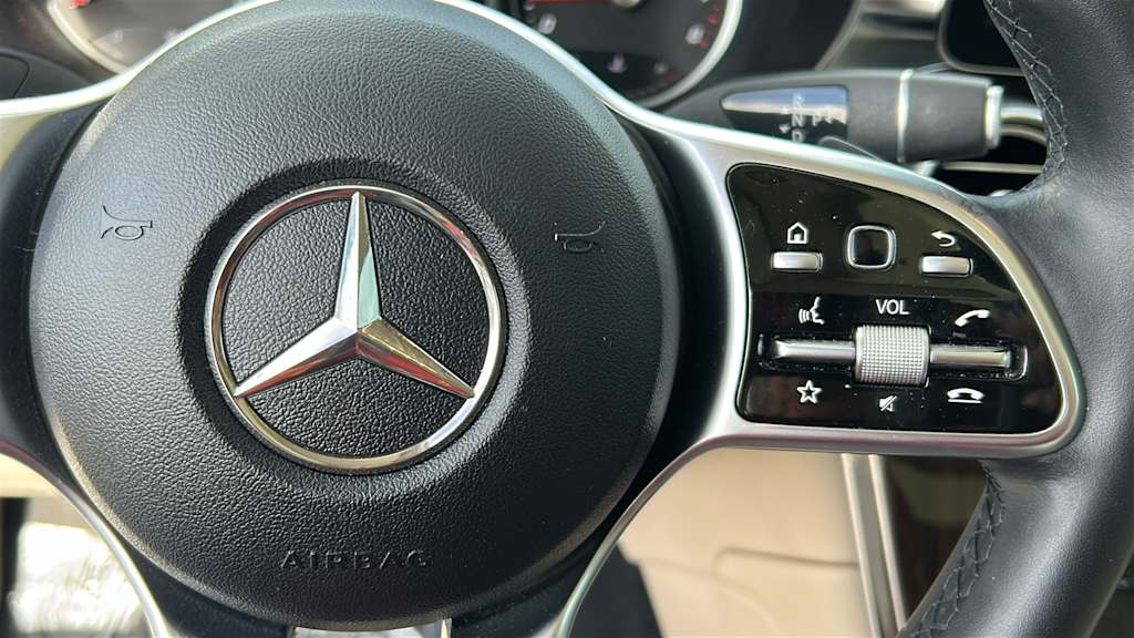Thumbnail: 2021 Mercedes-Benz GLC - 27