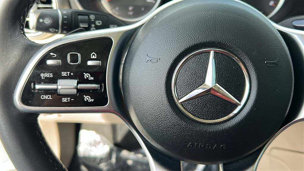 Thumbnail: 2021 Mercedes-Benz GLC - 26