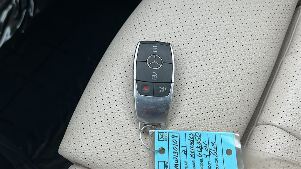 Thumbnail: 2021 Mercedes-Benz GLB - 18