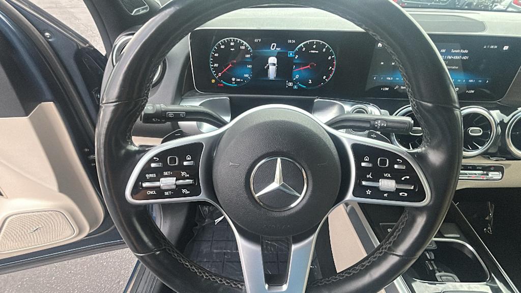 Thumbnail: 2021 Mercedes-Benz GLB - 9