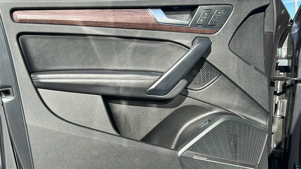 Thumbnail: 2021 Audi Q5 - 29