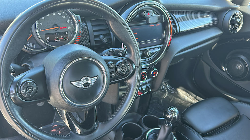 Thumbnail: 2017 MINI Cooper - 2