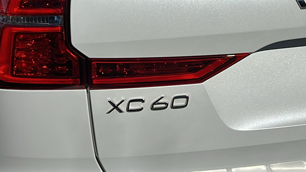 2020 Volvo XC60 T5 Momentum 7