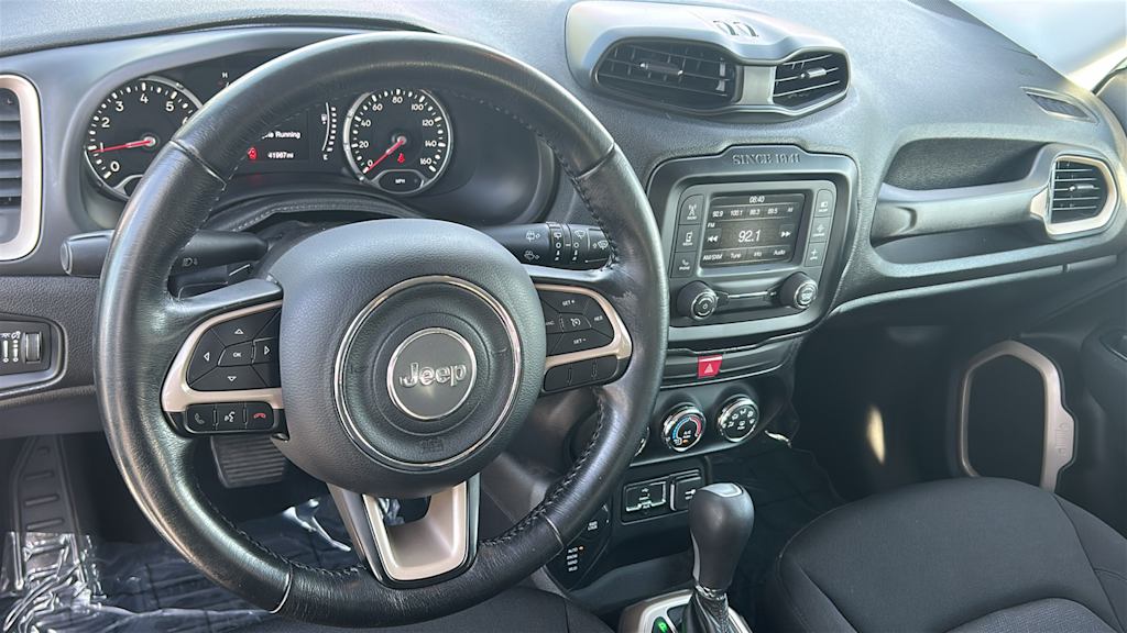Thumbnail: 2017 Jeep Renegade - 2