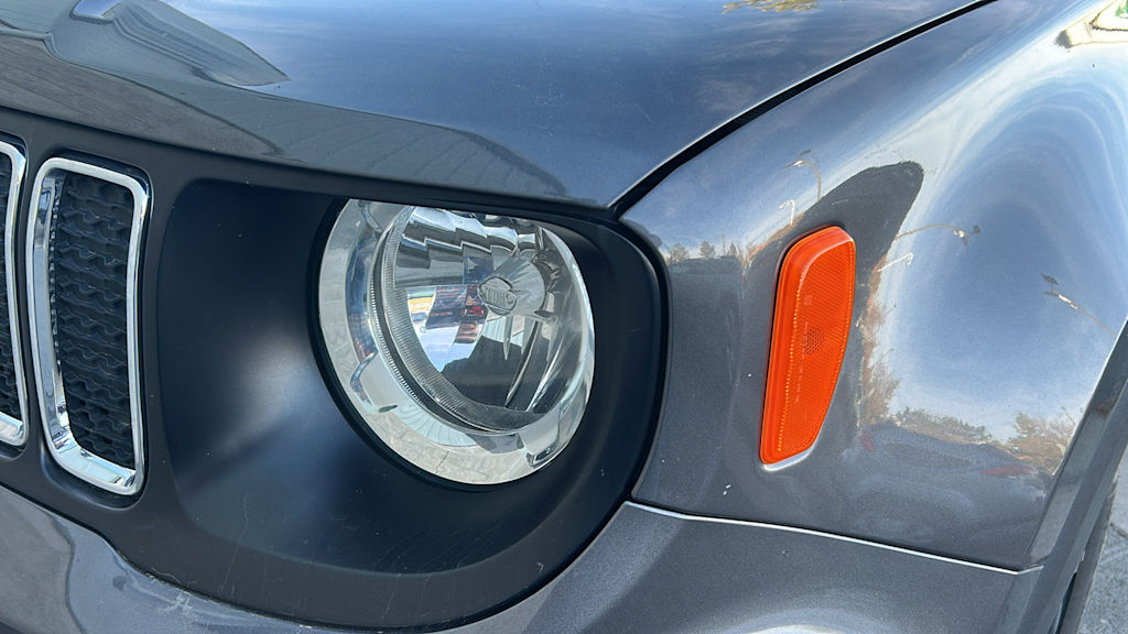 Thumbnail: 2019 Jeep Renegade - 9